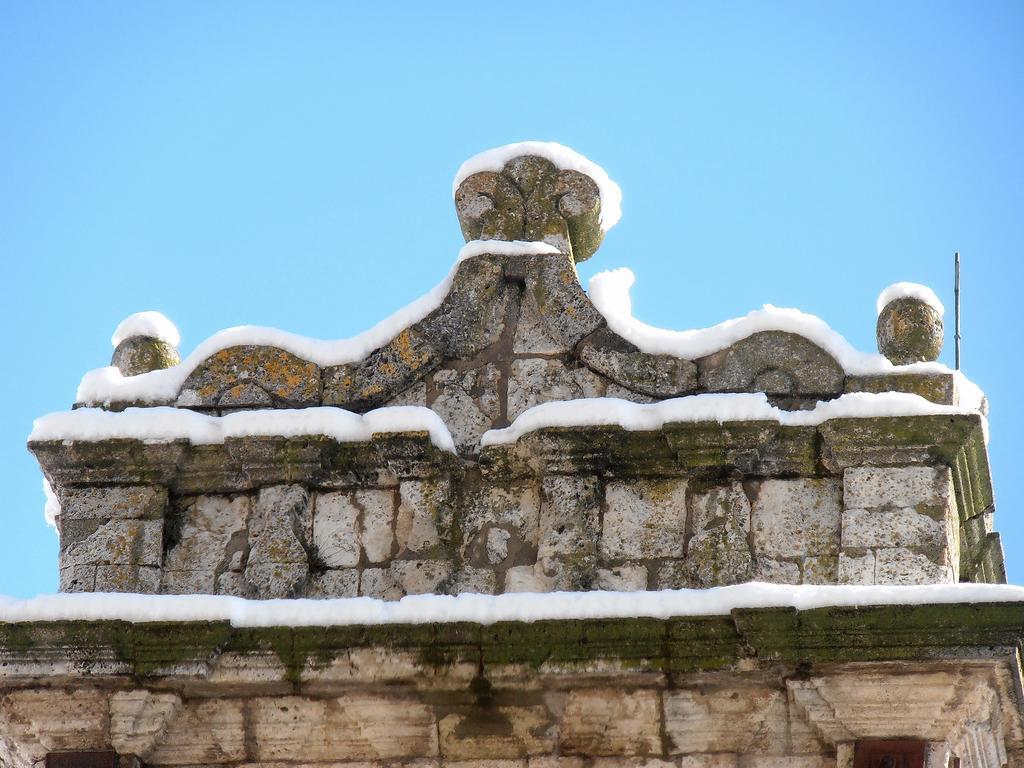 Il Castello Bed & Breakfast เปตราเลีย ซอตตานา ภายนอก รูปภาพ